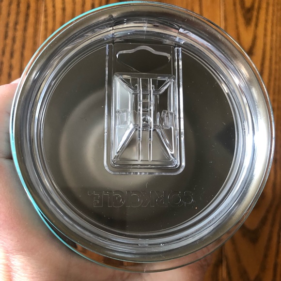 Turquoise 12oz stemless corkcicle cup.  Good for 9hrs cold or 3hr hot - Picture 6 of 8